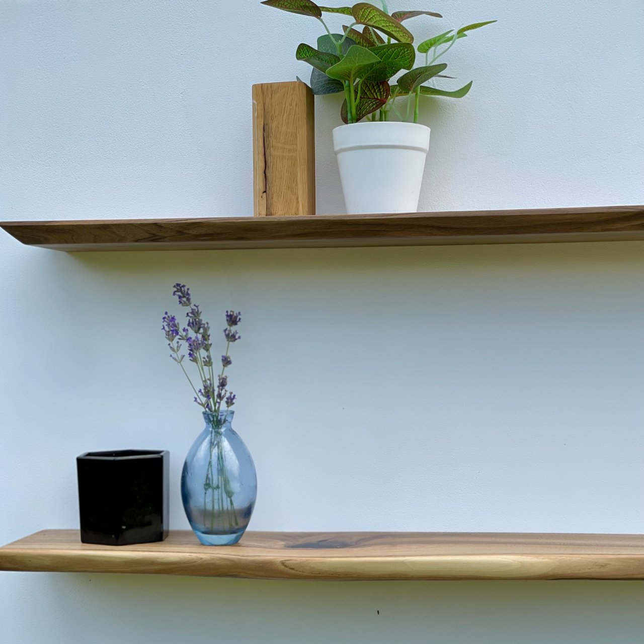 Плаваюча полиця Walnut Simplistic trimmed edge